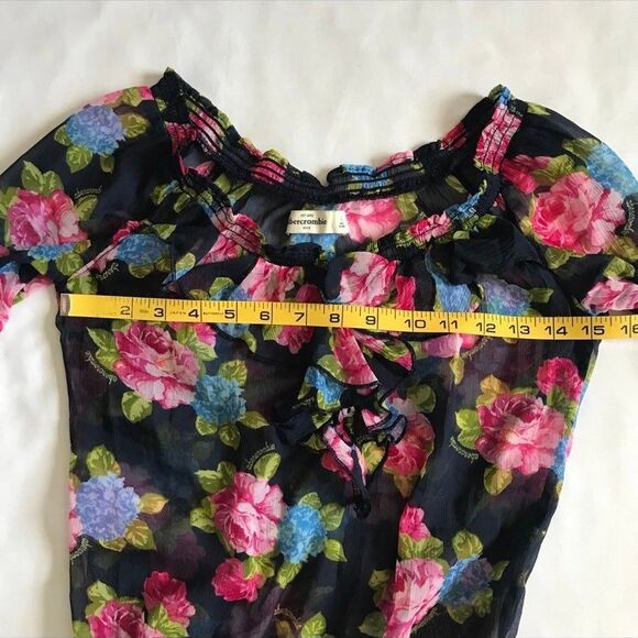 Abercrombie Kids blouse top Girls L Large light floral navy pink smocked hem - Picture 6 of 9